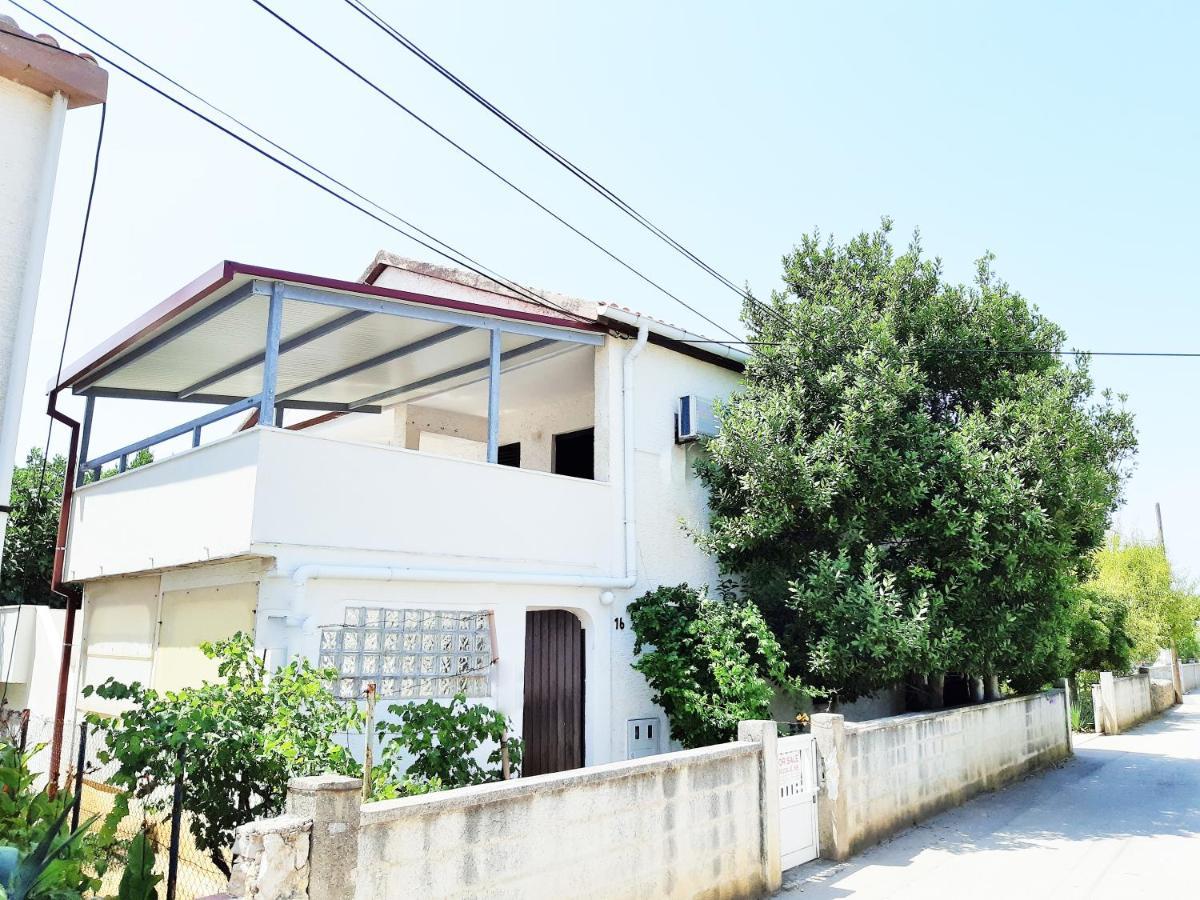 Dalmatino Apartmani Vir Bagian luar foto