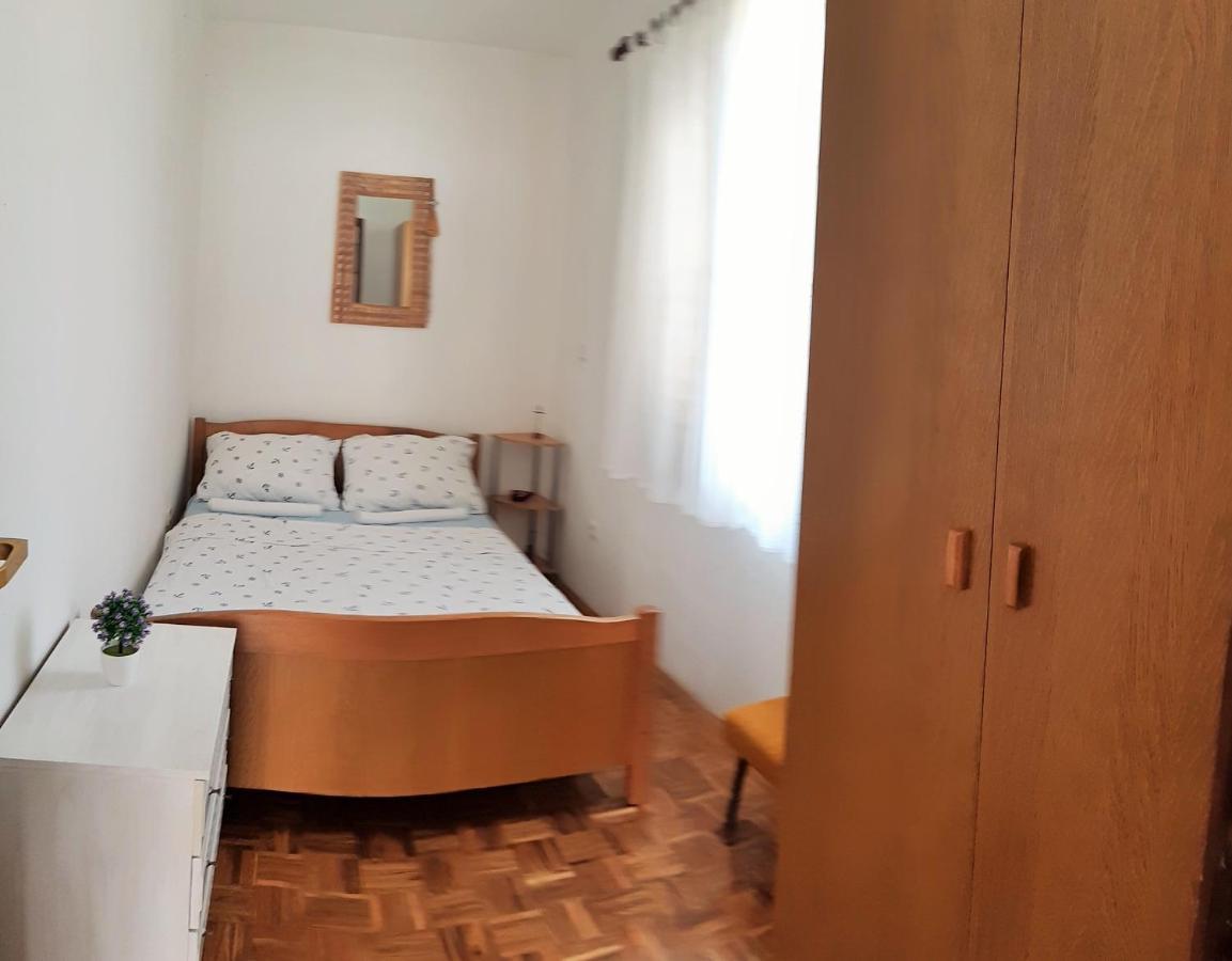 Dalmatino Apartmani Vir Bagian luar foto