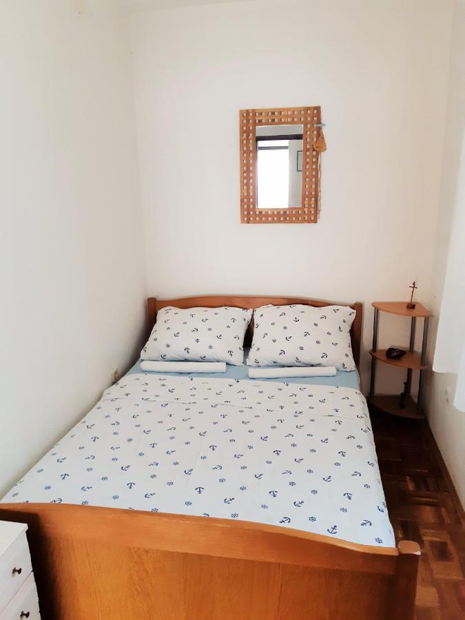 Dalmatino Apartmani Vir Bagian luar foto