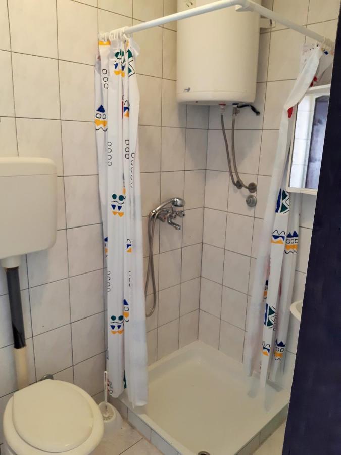 Dalmatino Apartmani Vir Bagian luar foto