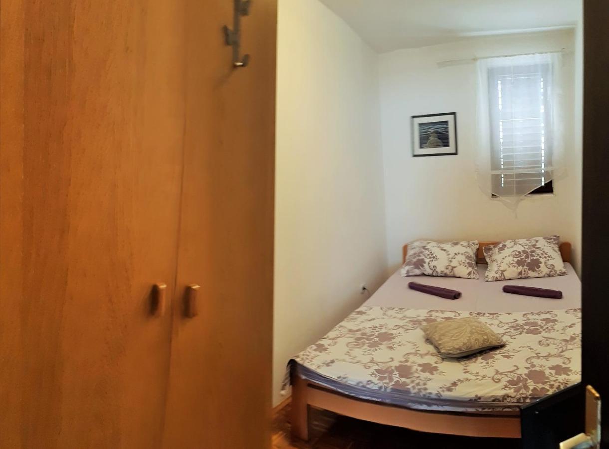 Dalmatino Apartmani Vir Bagian luar foto