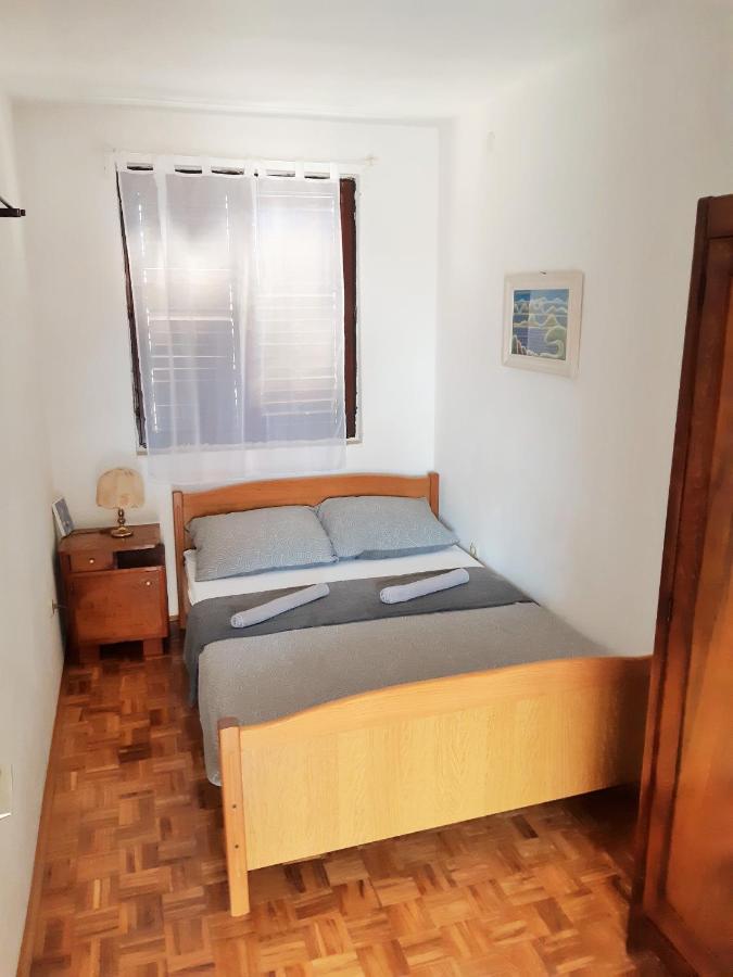 Dalmatino Apartmani Vir Bagian luar foto