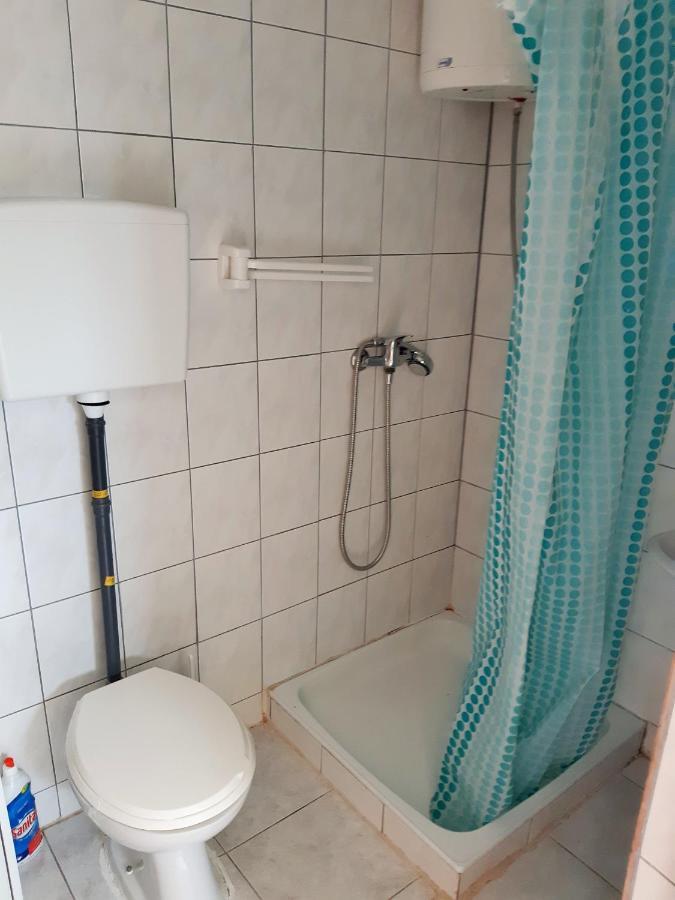 Dalmatino Apartmani Vir Bagian luar foto